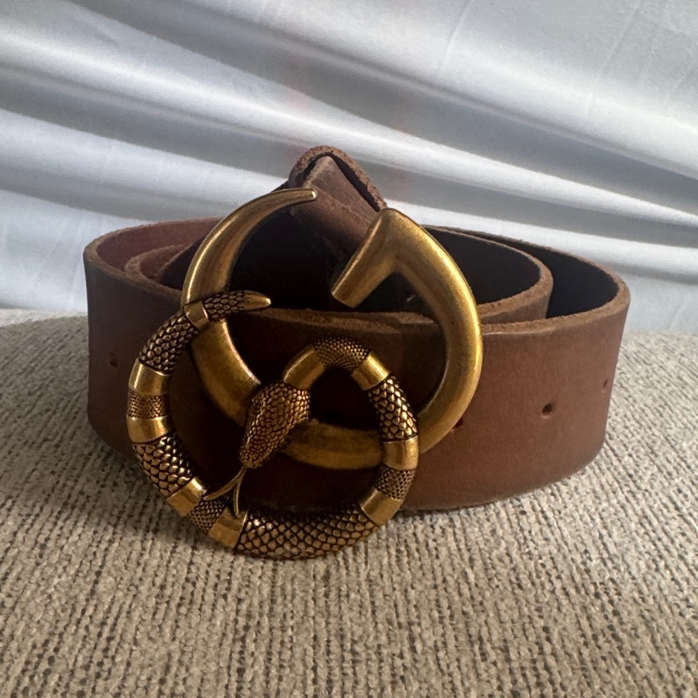 Gucci Brown Belt with Gold Snake GG Buckle